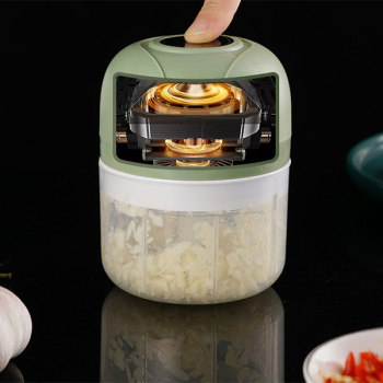 Động cơ hoạt động với công suất mạnh mẽ Động cơ hoạt động với công suất mạnh mẽ